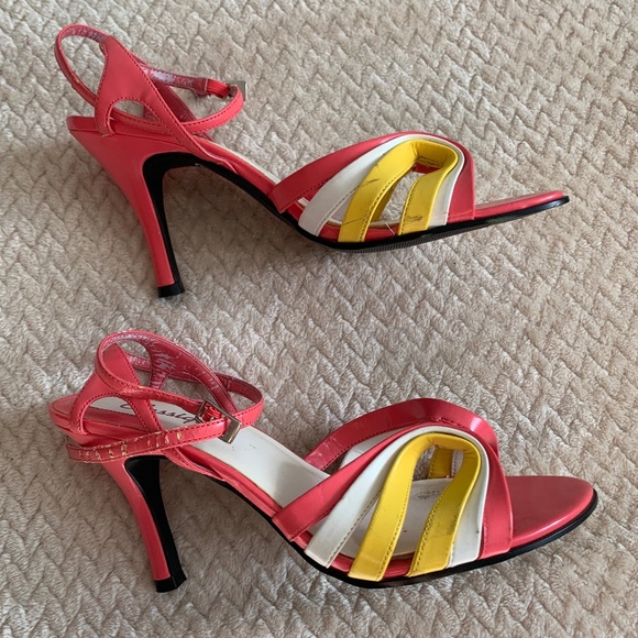 Shoe bundle - Picture 9 of 15